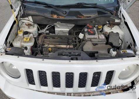 2014 Jeep Patriot Sport из США, поврежденный, VIN 1C4NJPBA7ED881412